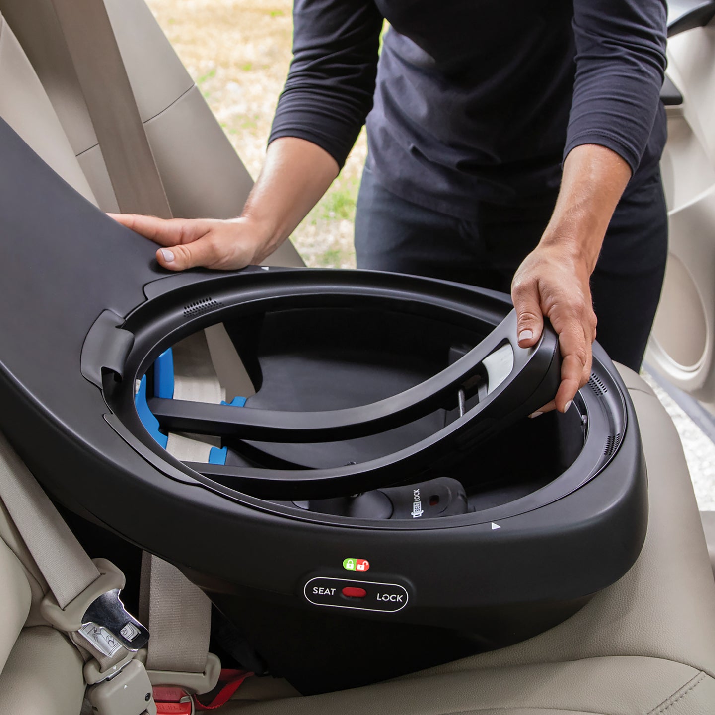 Evenflo - Limited Edition Revolve360 Extend All-in-One Rotational Car Seat with Green & Gentle Fabric - Champagne